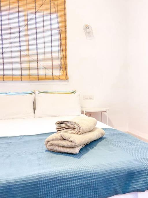 Casa Veronica 6 , 1 Dormitorio Arona  Bagian luar foto